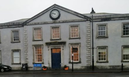 Man ‘shouting, cursing’ in front of children court told